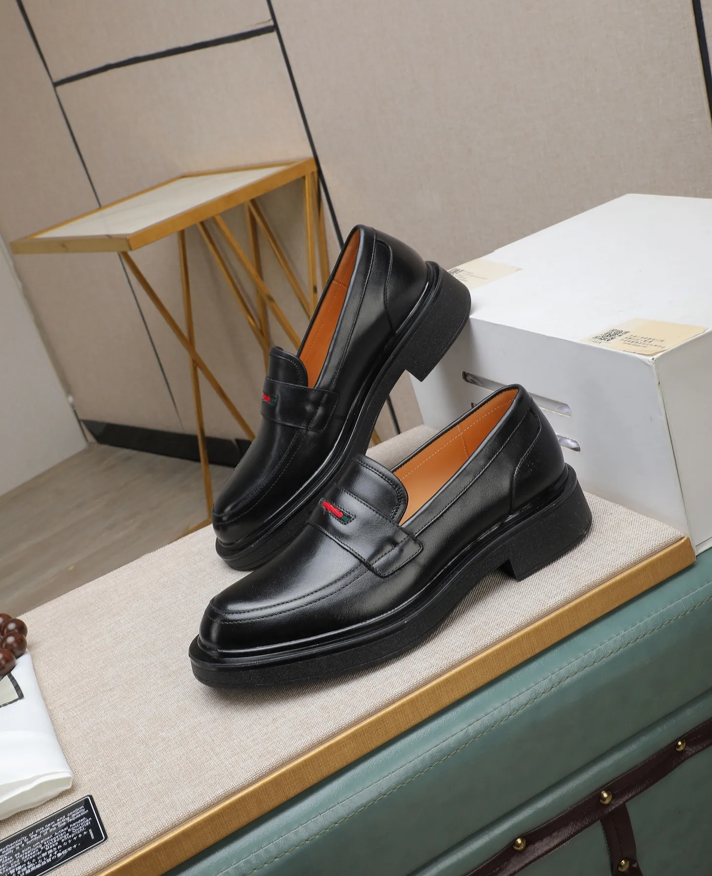 Men's shoes 💰520 📛📛Original (water-dyed cow lining) GUCCI official website formal shoes🌀 Italian 🇮🇹Imported cowhide➕Top imported water-dyed cowhide lining💋Finely handmade Original bottom, the real thing looks better when photographed in person Standard size 38-44